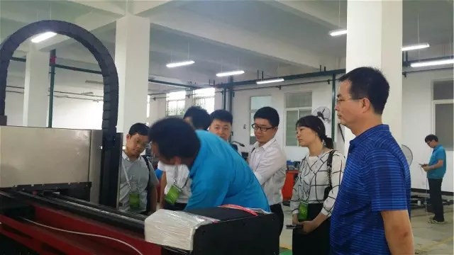 再一次，又一次！我們?nèi)脒x“3551人才計(jì)劃”