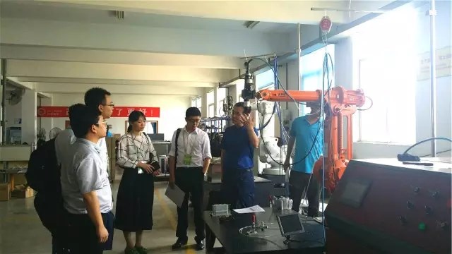 再一次，又一次！我們?nèi)脒x“3551人才計(jì)劃”
